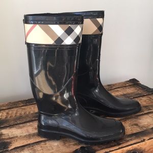 Burberry rain boots!